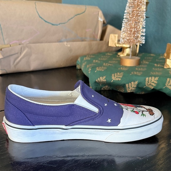 Limited Edition Vans Snoopy & Charlie Brown Christmas Slip On Sneakers - W8.5/M7 - Picture 7 of 10